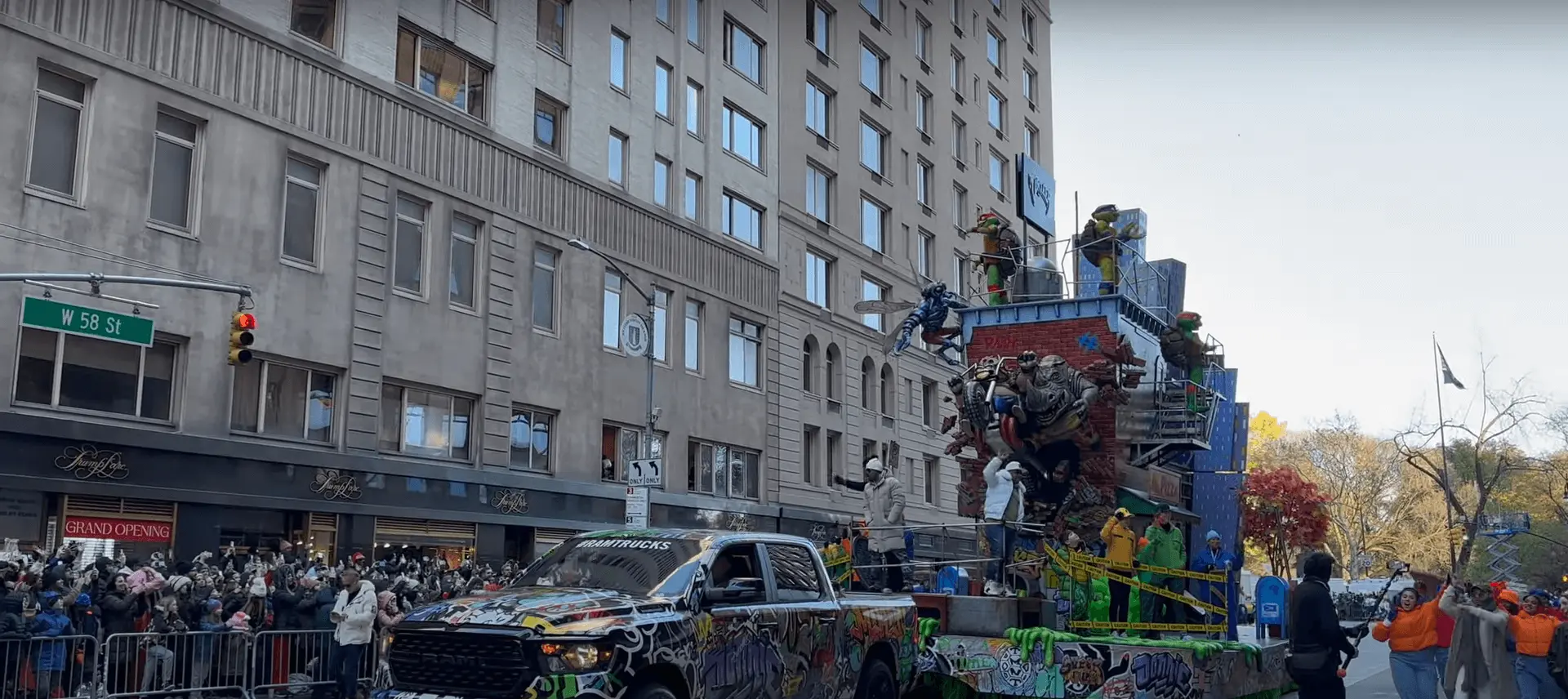 Macy's parade behind the scenes