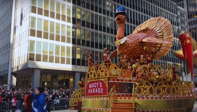 Thanksgiving Day parade tips